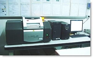 1 ایکس 8 پورت RJ45 Multi-Port زاویه راست، 10/100 کارت PC پایه RJ45 Tab پایین
